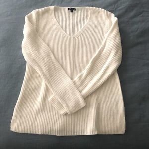 Off-white JCrew Mercantile v-neck sweater